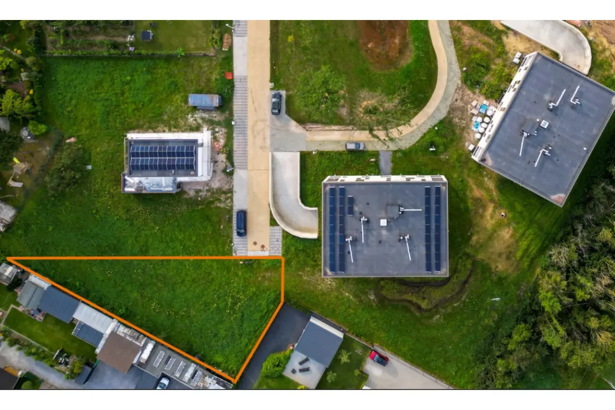 Bouwgrond te  koop in Diepenbeek 3590 127500.00€  slaapkamers m² - Zoekertje 765