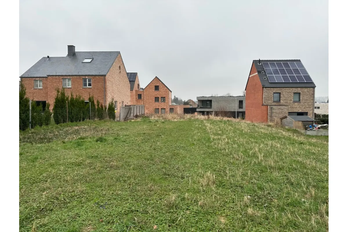 Grond te  koop in Heers 3870 70000.00€  slaapkamers m² - Zoekertje 3515