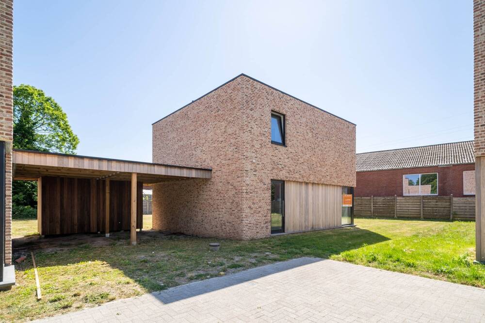 Huis te  koop in Overpelt 3900 397000.00€ 3 slaapkamers m² - Zoekertje 6511