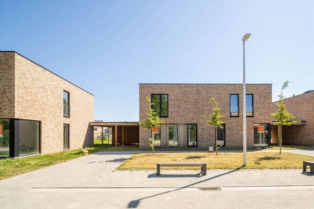 Huis te koop in Overpelt 3900 340000.00€ 3 slaapkamers m² - Zoekertje 372467