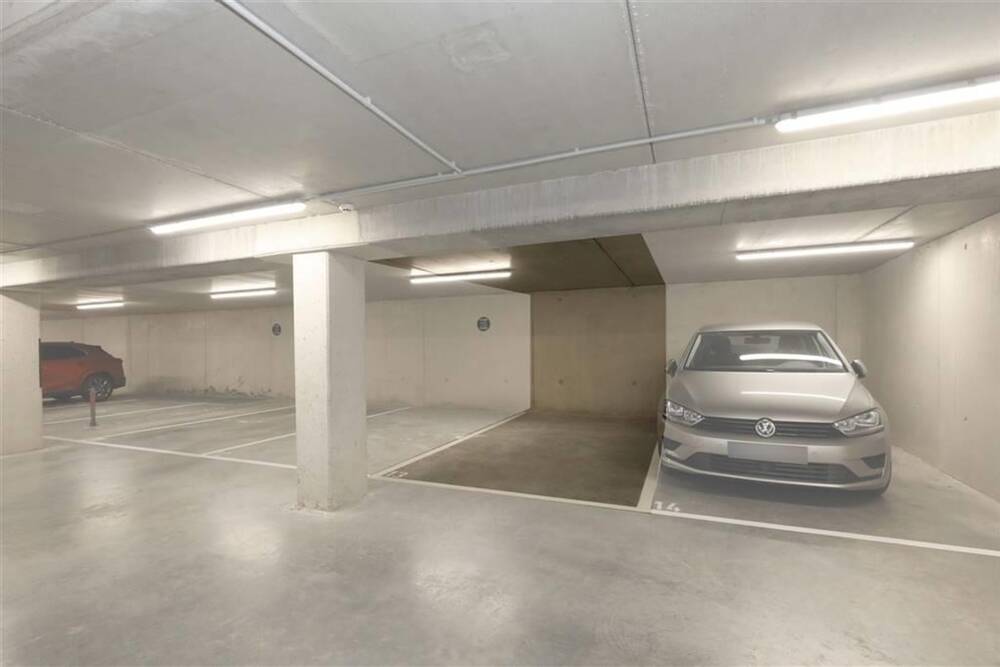 Parking te  koop in Hoeselt 3730 15000.00€  slaapkamers m² - Zoekertje 766406