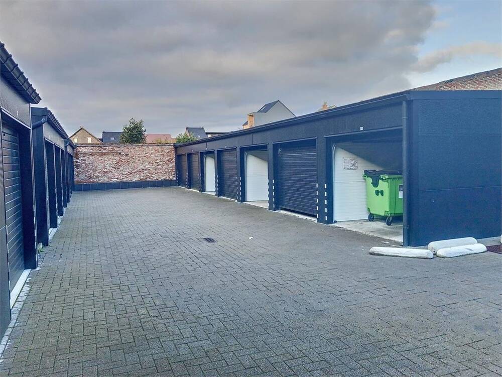 Parking & garage te  koop in Leopoldsburg 3970 21000.00€  slaapkamers m² - Zoekertje 1365625