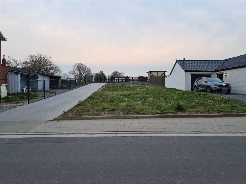 Grond te  koop in Aalst 3800 108000.00€  slaapkamers m² - Zoekertje 11152