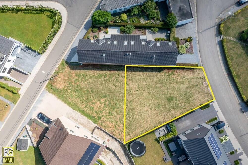 Grond te  koop in Hoeselt 3730 77000.00€  slaapkamers m² - Zoekertje 13244