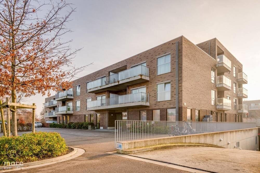 Appartement te  koop in Heusden 3550 199500.00€ 1 slaapkamers 70.00m² - Zoekertje 14183