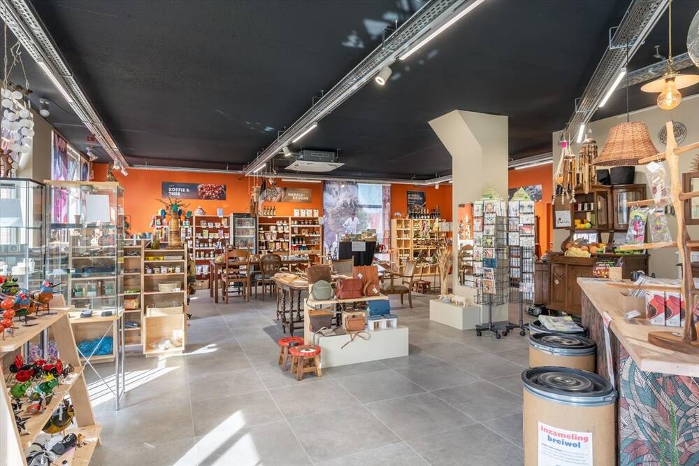 Appartementsgebouw te  koop in Houthalen 3530 275000.00€  slaapkamers m² - Zoekertje 16507