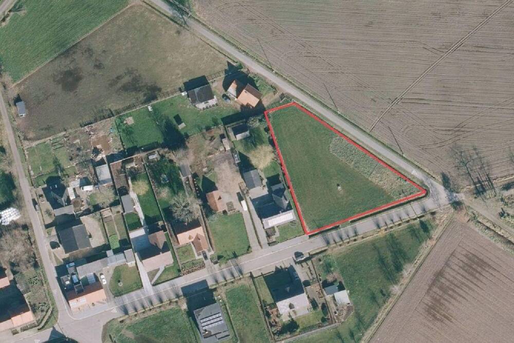 Niet bebouwbare grond te  koop in Neeroeteren 3680 0.00€  slaapkamers m² - Zoekertje 1132258