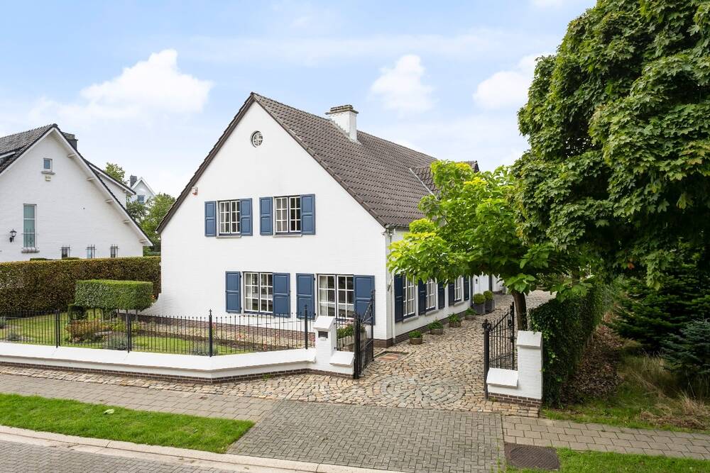 Villa te  koop in Hasselt 3500 799000.00€ 4 slaapkamers 424.00m² - Zoekertje 1160269