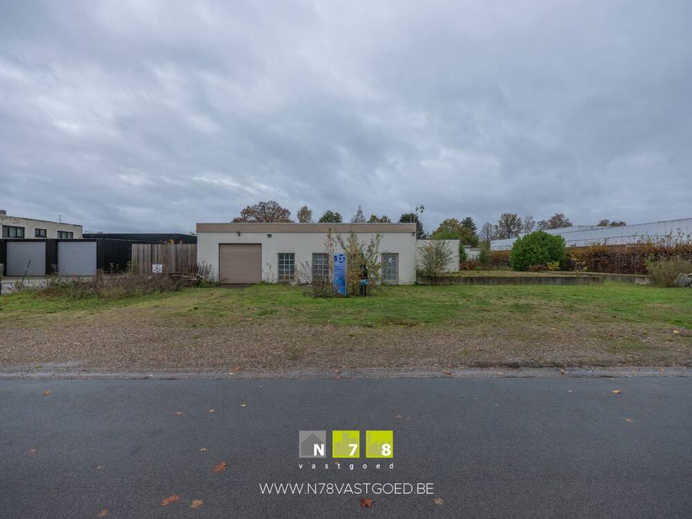 Mixgebouw te koop in Maaseik 3680 595000.00€ 3 slaapkamers 200.00m² - Zoekertje 21575