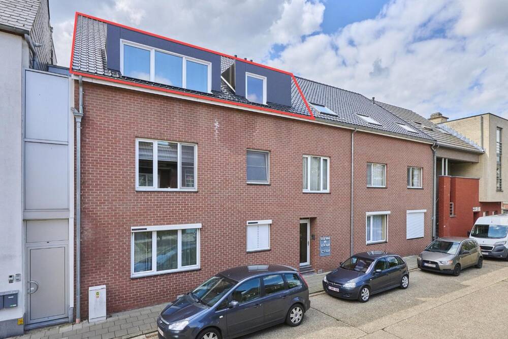Appartement te  koop in Hechtel 3940 157000.00€ 2 slaapkamers 93.00m² - Zoekertje 1231101