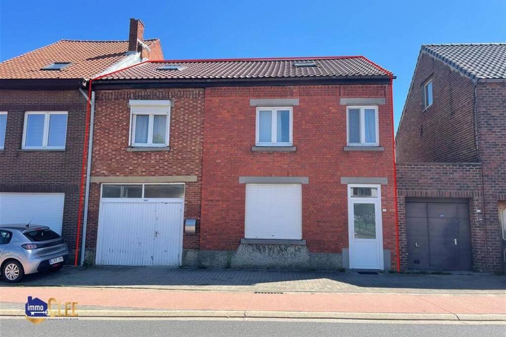 Huis te  koop in Nieuwerkerken 3850 195000.00€ 3 slaapkamers 240.00m² - Zoekertje 1235180