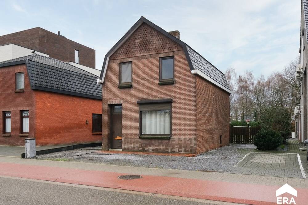 Huis te  koop in Overpelt 3900 249000.00€ 3 slaapkamers 150.00m² - Zoekertje 1244060