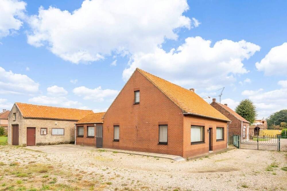 Huis te  koop in Neeroeteren 3680 199000.00€ 3 slaapkamers m² - Zoekertje 1376470
