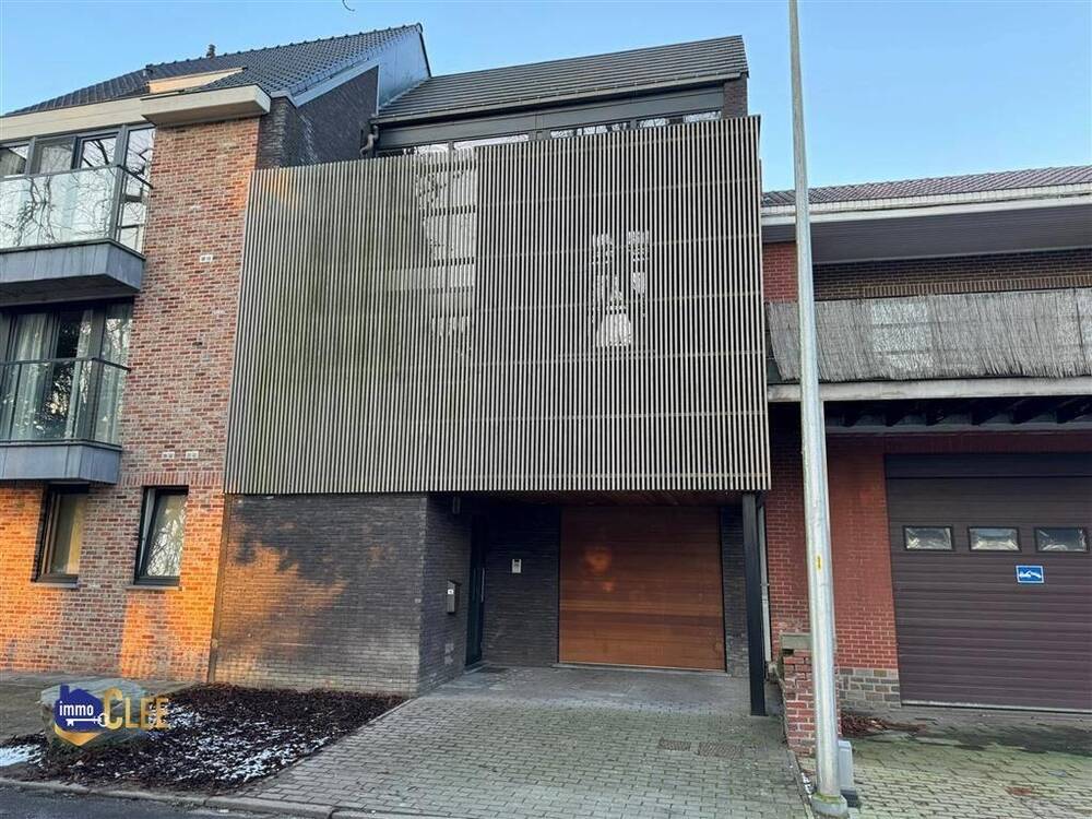 Huis te  huur in Sint-Truiden 3800 1325.00€  slaapkamers 224.00m² - Zoekertje 1376602