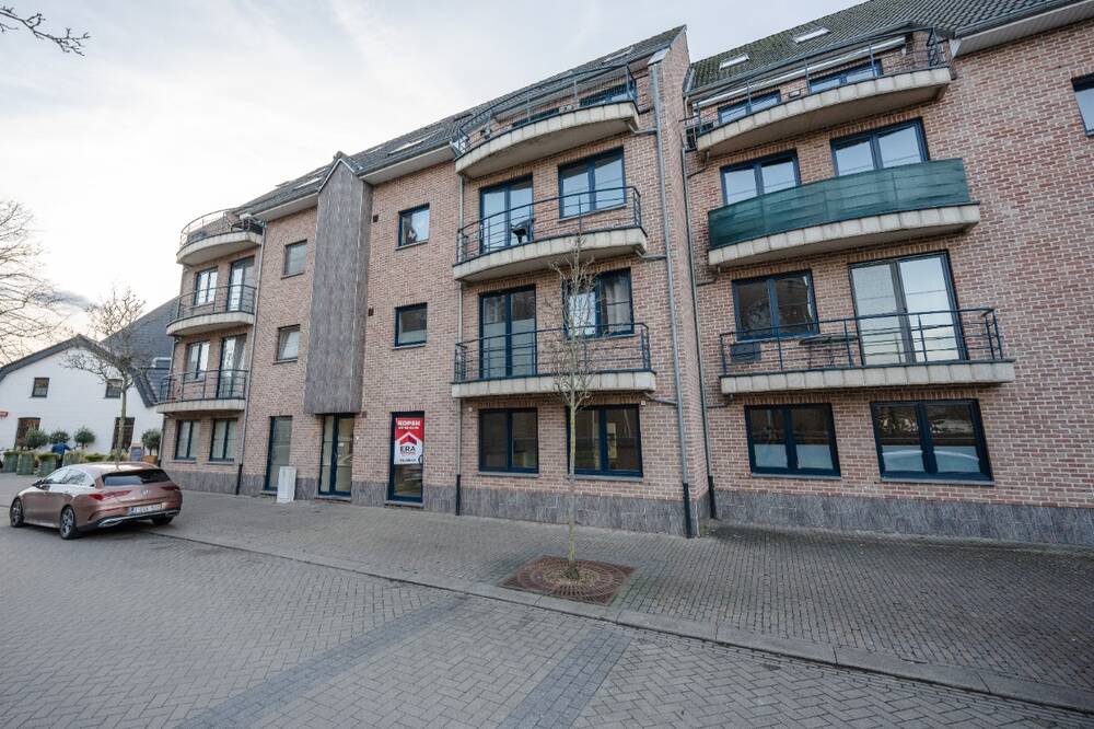 Appartement te  koop in Overpelt 3900 225000.00€ 2 slaapkamers 101.00m² - Zoekertje 1292415