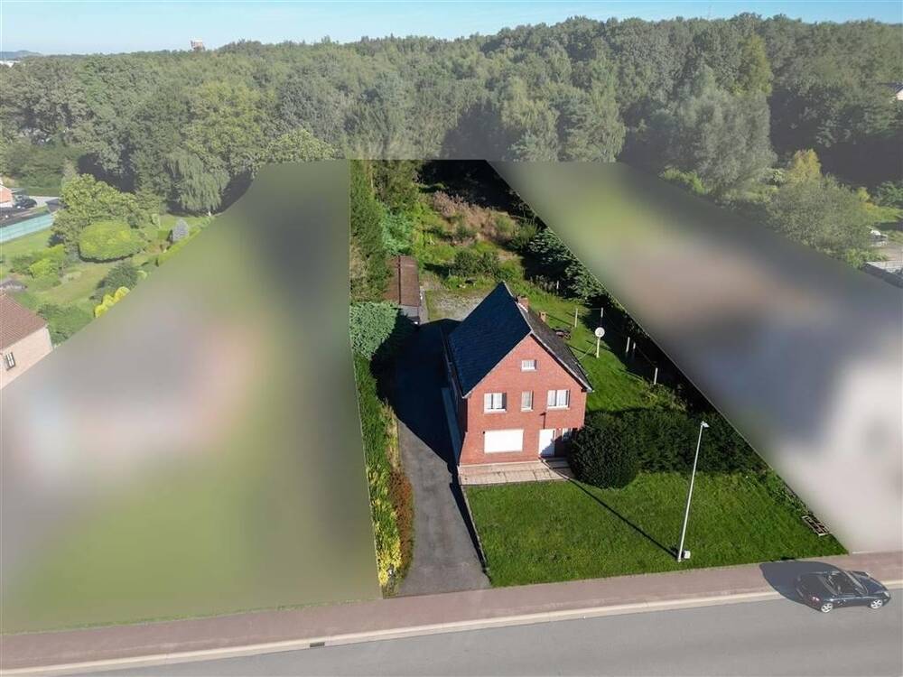 Huis te  koop in Houthalen-Helchteren 3530 290000.00€ 3 slaapkamers 180.00m² - Zoekertje 1293455