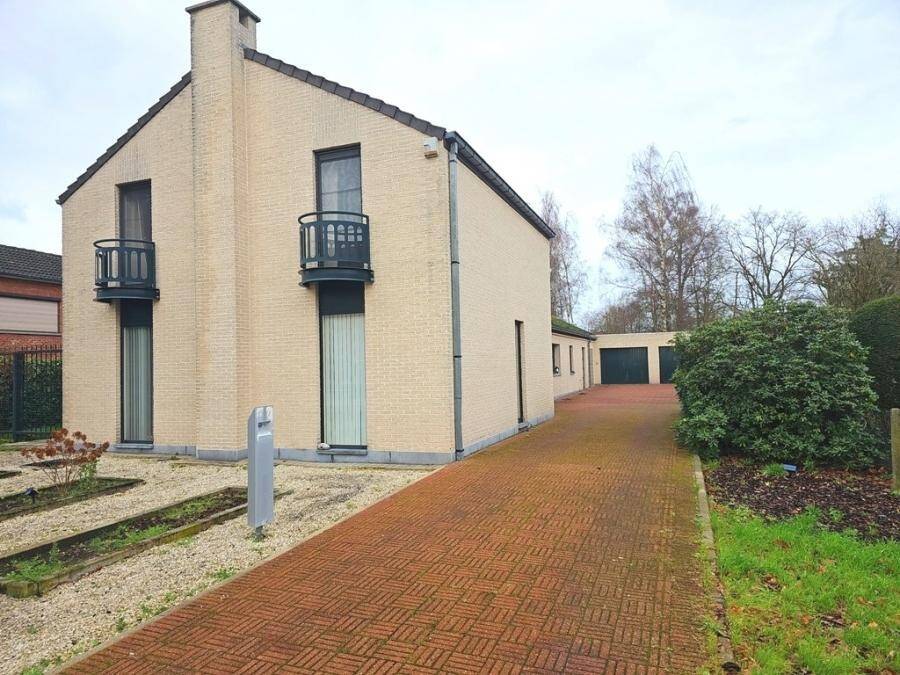 Huis te  koop in Diepenbeek 3590 0.00€ 5 slaapkamers m² - Zoekertje 1296852
