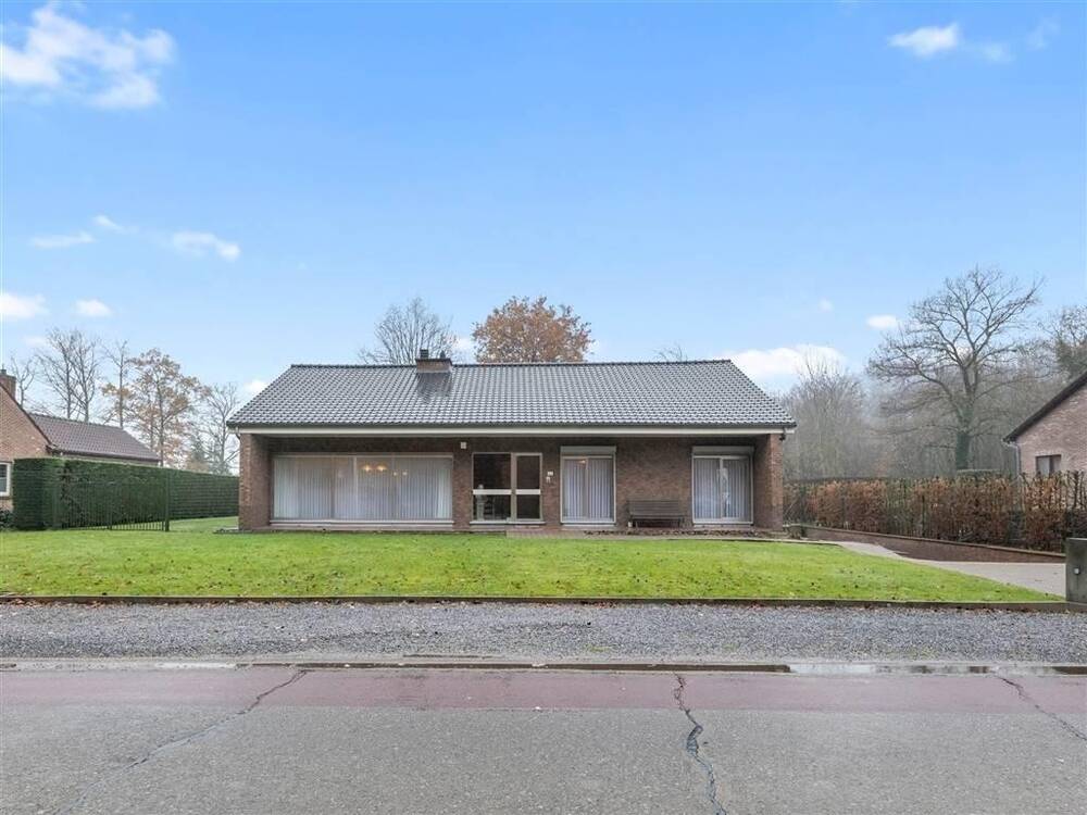 Huis te  koop in Hasselt 3500 399000.00€ 5 slaapkamers 273.00m² - Zoekertje 1322160