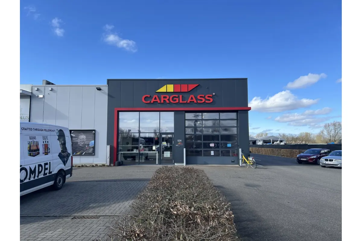 Handelszaak te  huur in Maasmechelen 3630 6416.00€  slaapkamers 600.00m² - Zoekertje 43348