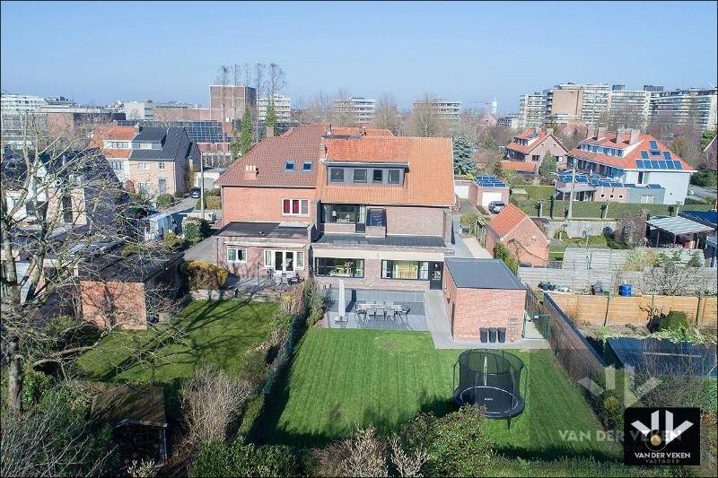 Huis te  koop in Hasselt 3500 799000.00€ 6 slaapkamers 361.00m² - Zoekertje 1351351