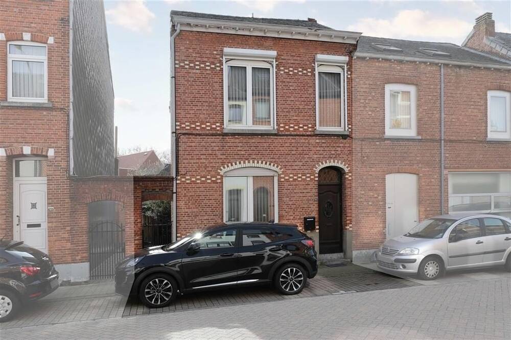 Huis te  koop in Hasselt 3500 219000.00€ 2 slaapkamers 140.00m² - Zoekertje 1355172