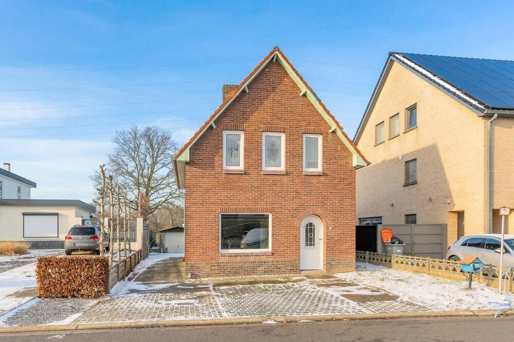 Huis te  koop in Dilsen-Stokkem 3650 199900.00€ 4 slaapkamers m² - Zoekertje 1385348