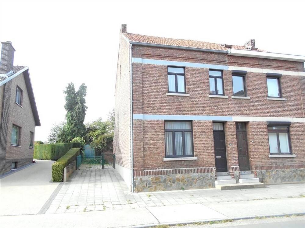Huis te  koop in Hoeselt 3730 147000.00€ 3 slaapkamers m² - Zoekertje 1387711