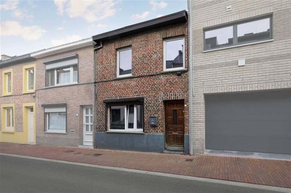 Huis te  koop in Sint-Truiden 3800 210000.00€ 3 slaapkamers 150.00m² - Zoekertje 1388957