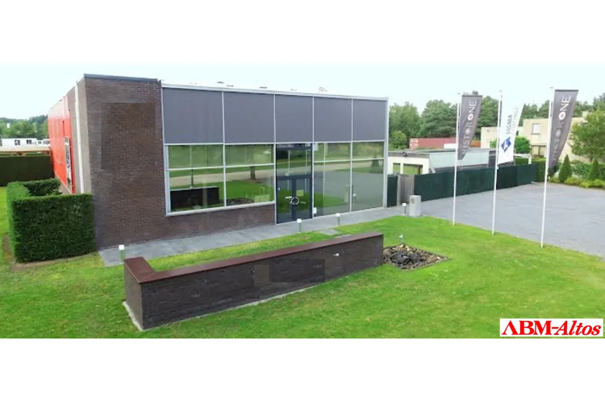 Handelszaak te  koop in Dilsen-Stokkem 3650 1100000.00€  slaapkamers 770.00m² - Zoekertje 57572