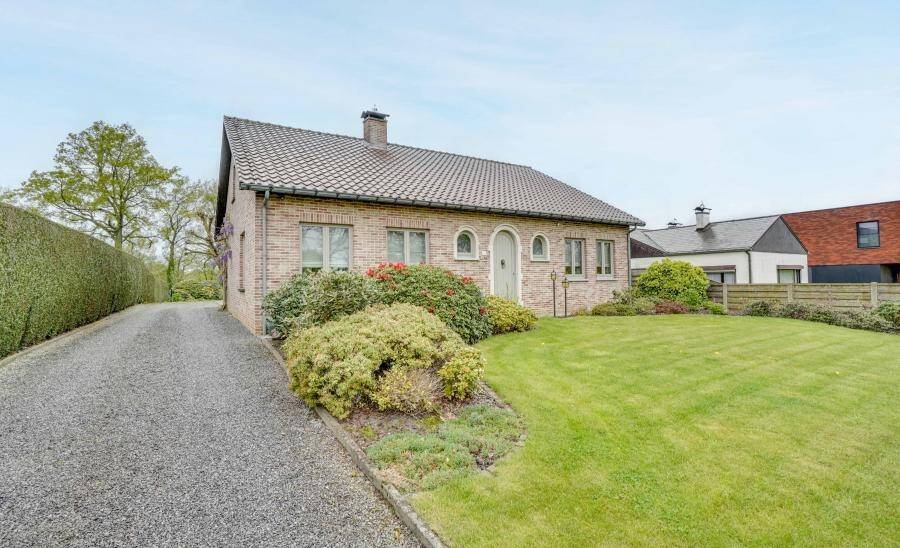 Huis te  koop in Lommel 3920 399000.00€ 3 slaapkamers 159.00m² - Zoekertje 1400482