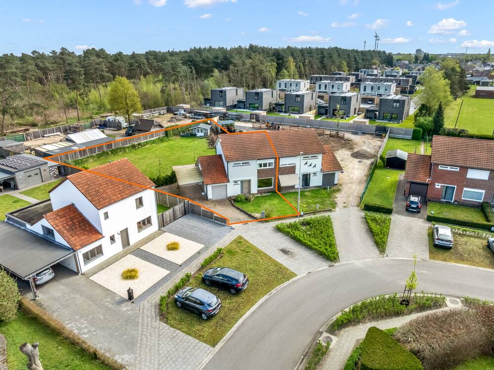 Huis te  koop in Lommel 3920 265000.00€ 4 slaapkamers 185.00m² - Zoekertje 1402397