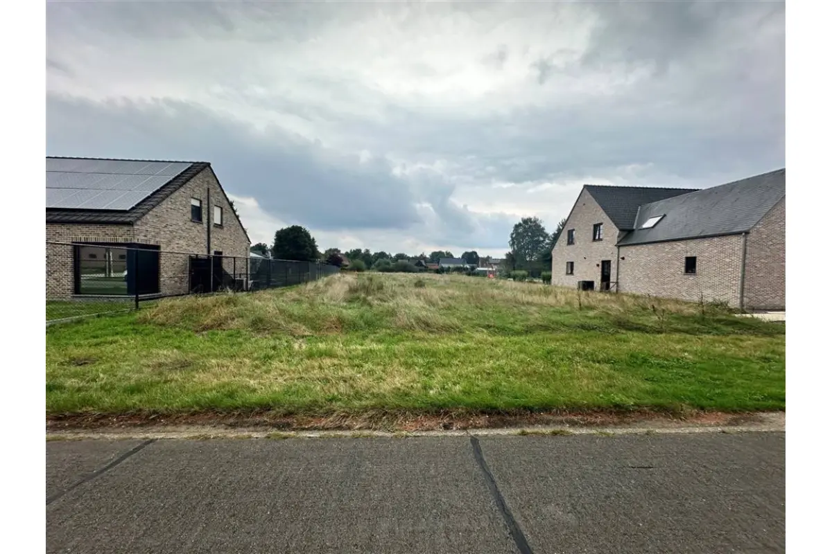 Grond te  koop in Beringen 3580 140000.00€  slaapkamers m² - Zoekertje 220358