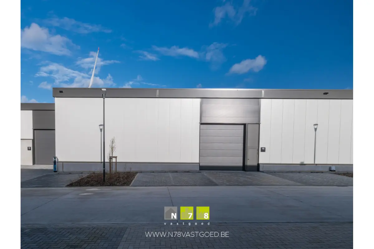 Appartementsgebouw te  koop in Dilsen-Stokkem 3650 380300.00€  slaapkamers 379.00m² - Zoekertje 244870