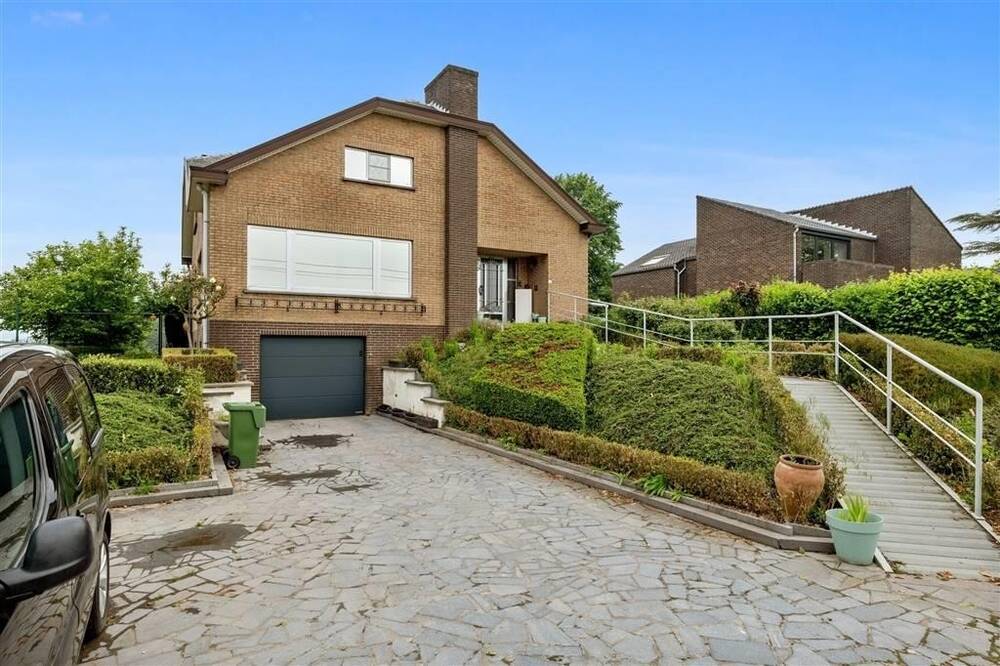 Huis te koop in Borgloon 3840 435000.00€ 5 slaapkamers 399.00m² - Zoekertje 258538