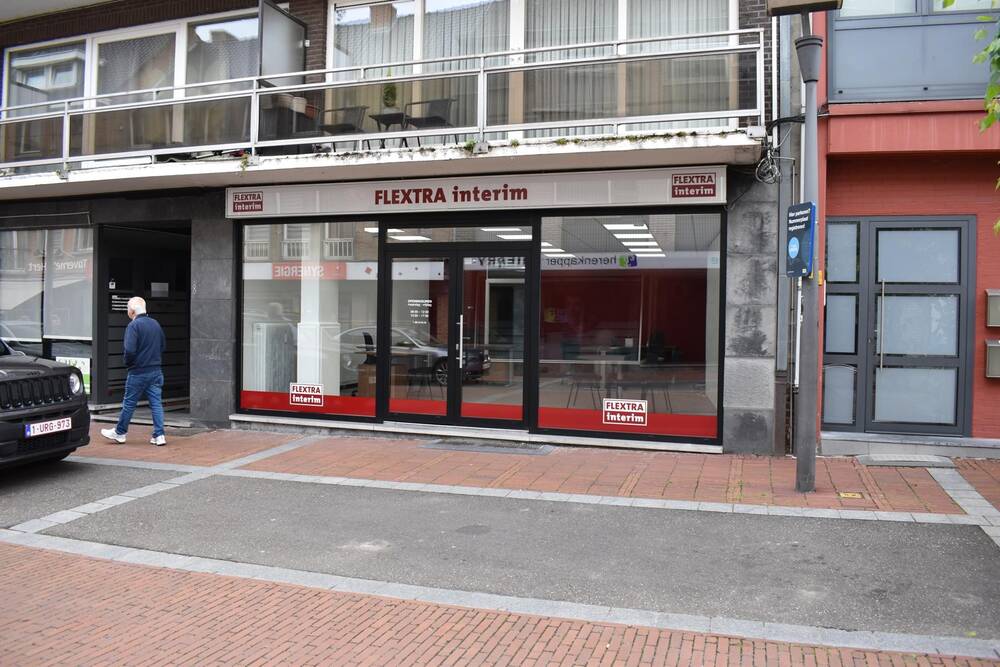 Handelszaak te koop in Genk 3600 197000.00€ slaapkamers 150.00m² - Zoekertje 265546