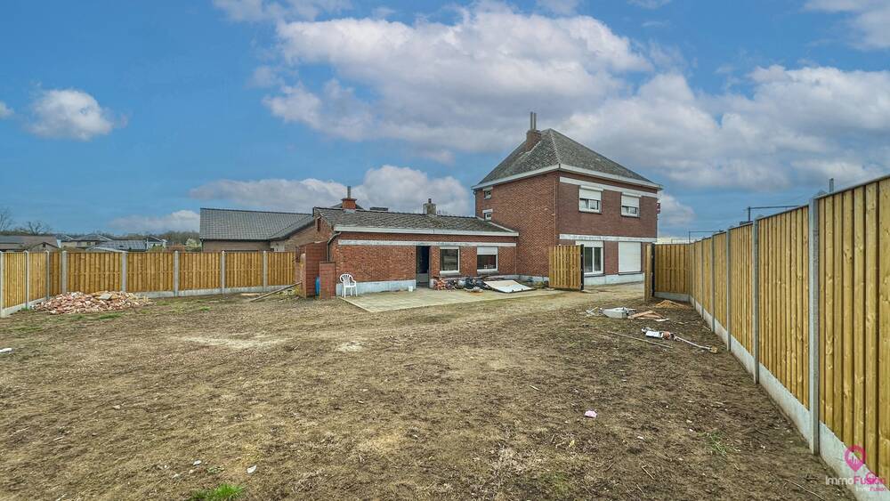 Huis te koop in Lummen 3560 199000.00€ 3 slaapkamers 220.00m² - Zoekertje 272953