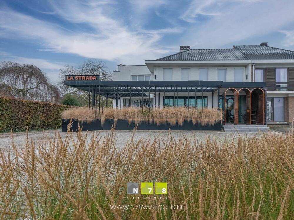 Handelszaak te koop in Maasmechelen 3630 1275000.00€ slaapkamers 408.00m² - Zoekertje 303968