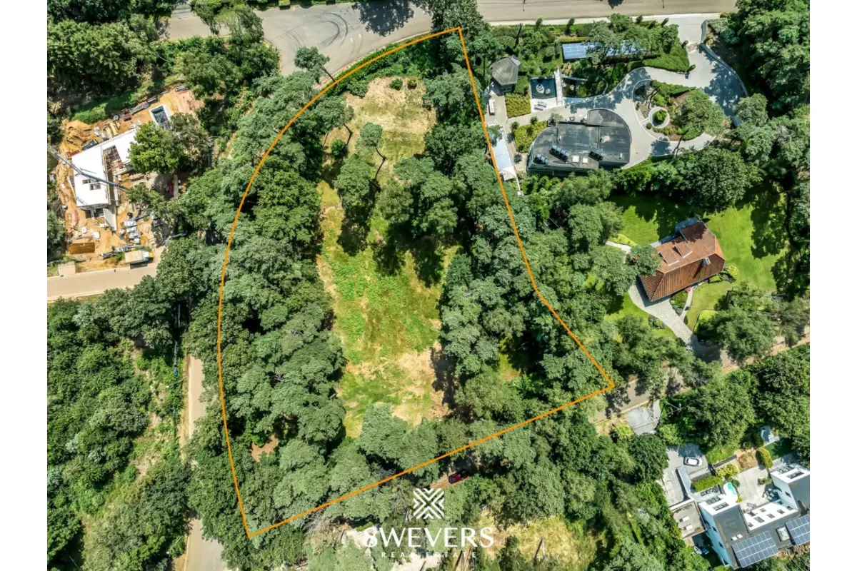 Grond te  koop in Heusden-Zolder 3550 1100000.00€  slaapkamers m² - Zoekertje 306083