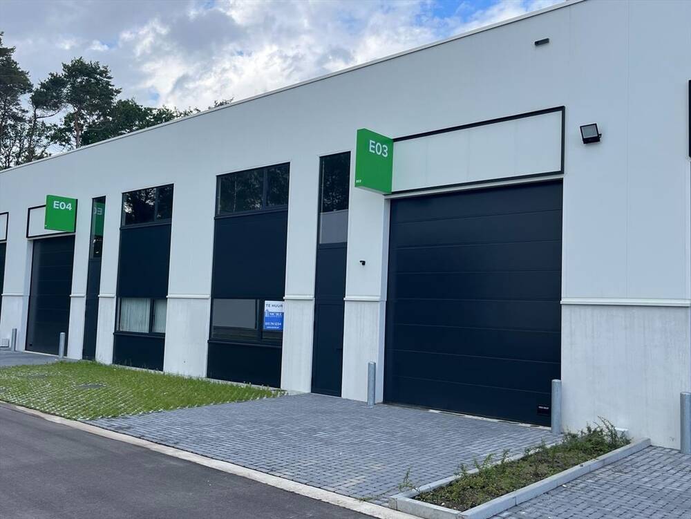 Handelszaak te koop in Genk 3600 295000.00€ slaapkamers m² - Zoekertje 318755