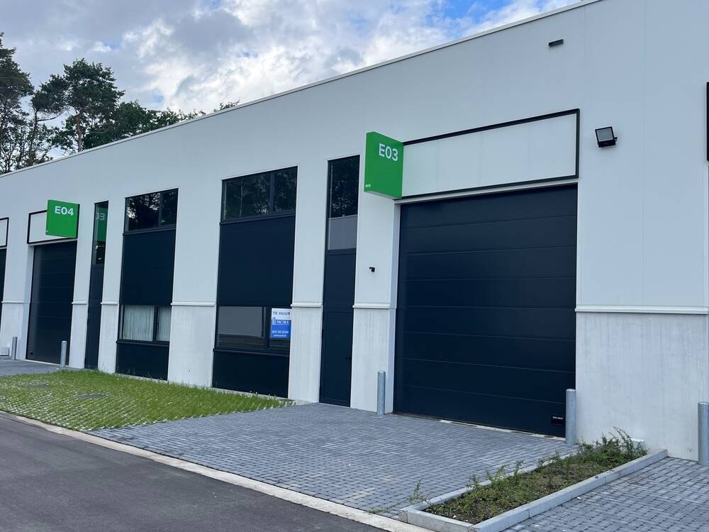Handelszaak te koop in Genk 3600 295000.00€ slaapkamers m² - Zoekertje 318755