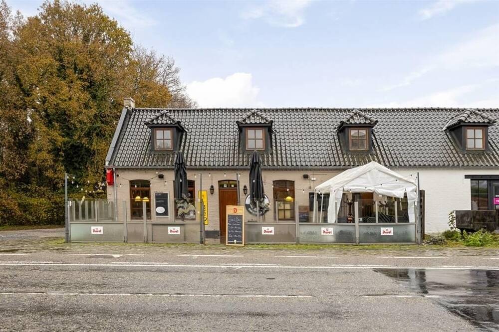 Handelszaak te  koop in Heusden 3550 419950.00€ 2 slaapkamers 122.00m² - Zoekertje 338340