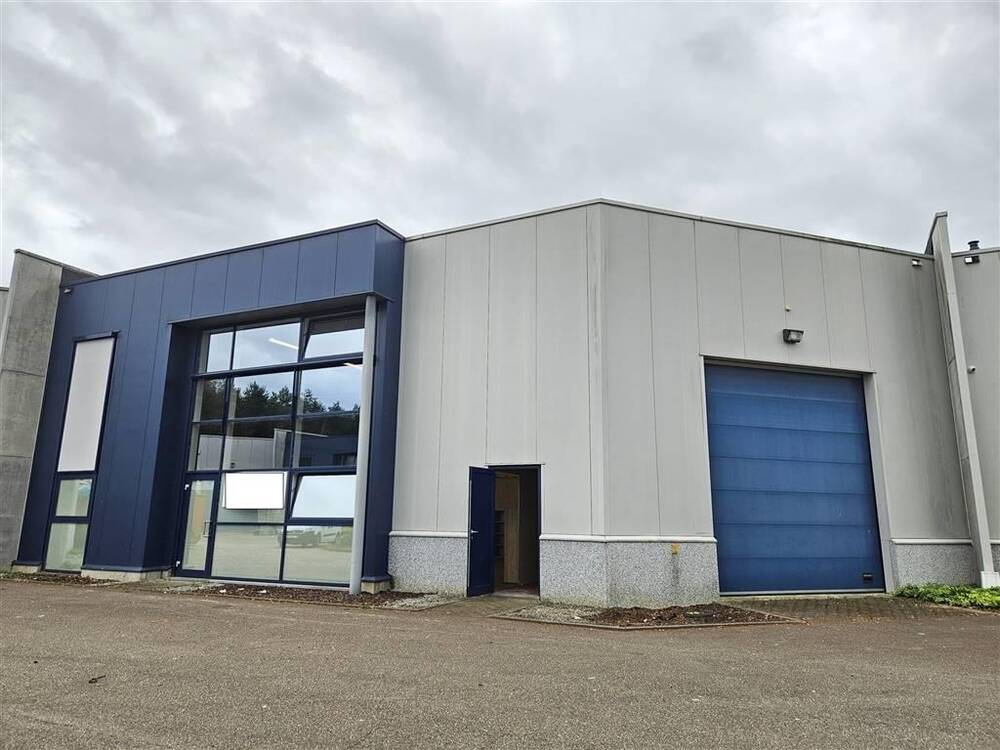 Handelszaak te huur in Genk 3600 2895.00€ slaapkamers 580.00m² - Zoekertje 340621