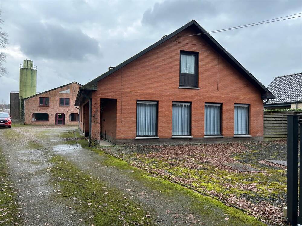 Huis te  koop in Grote-Brogel 3990 240000.00€  slaapkamers 241.00m² - Zoekertje 351024