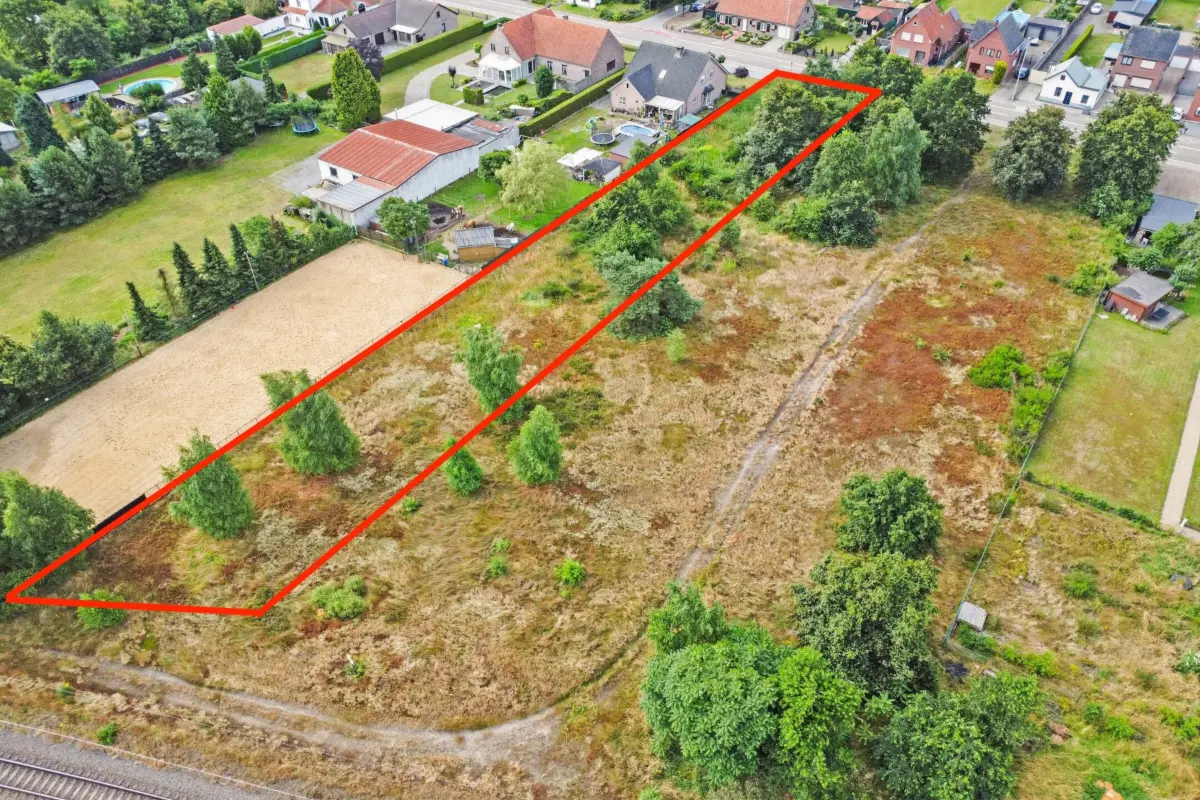 Grond te  koop in Neerpelt 3910 160000.00€  slaapkamers m² - Zoekertje 361471