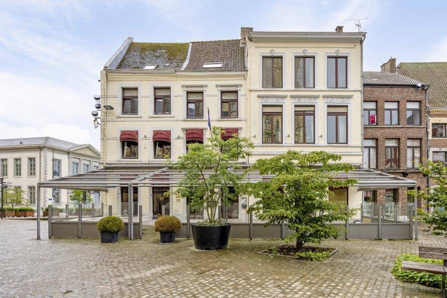 Handelszaak te koop in Tongeren 3700 630000.00€ 4 slaapkamers 619.00m² - Zoekertje 367637