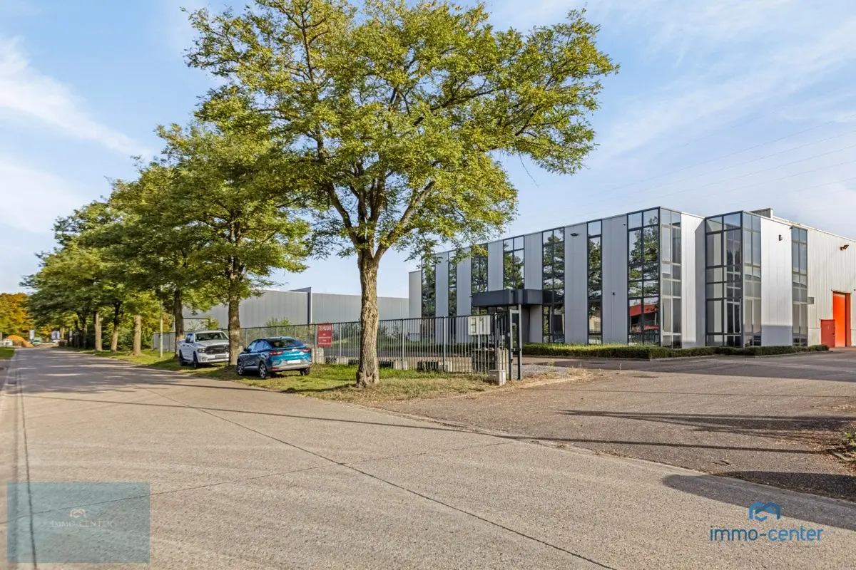 Handelszaak te  huur in Dilsen-Stokkem 3650 500.00€  slaapkamers m² - Zoekertje 376443