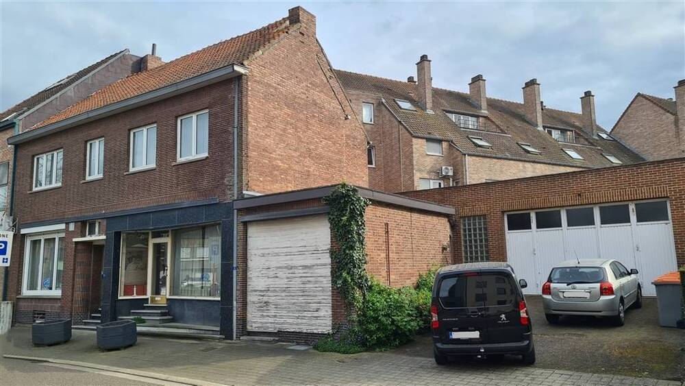 Huis te koop in Munsterbilzen 3740 225000.00€ 5 slaapkamers 215.00m² - Zoekertje 378864