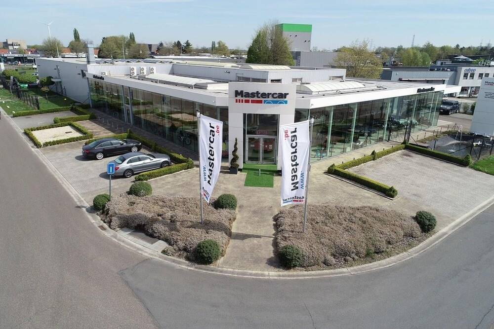 Handelszaak te huur in Hasselt 3500 15000.00€ slaapkamers 2714.00m² - Zoekertje 397788