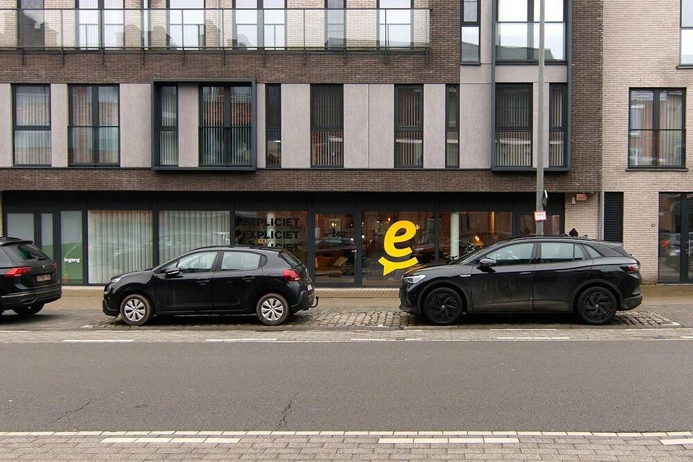 Handelszaak te huur in Hasselt 3500 3500.00€ slaapkamers 262.00m² - Zoekertje 397787