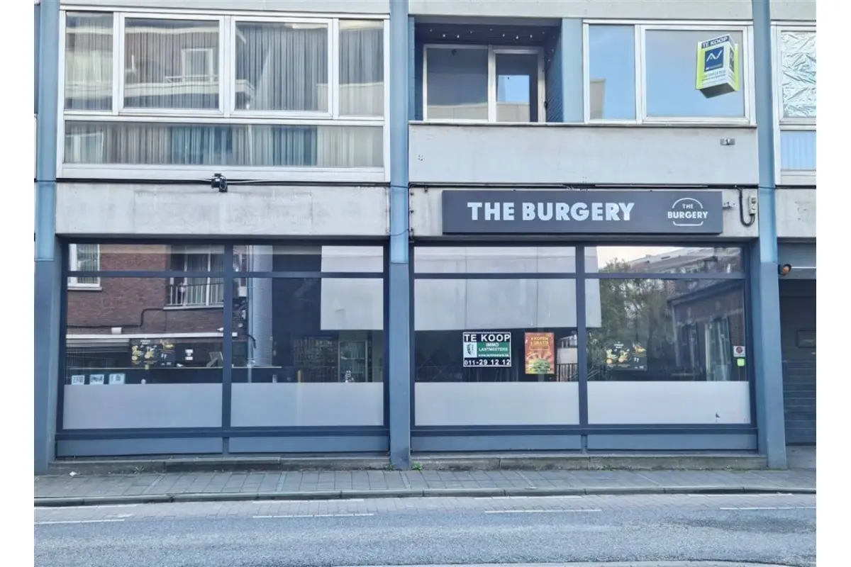 Handelszaak te  koop in Genk 3600 149000.00€  slaapkamers 110.00m² - Zoekertje 403397